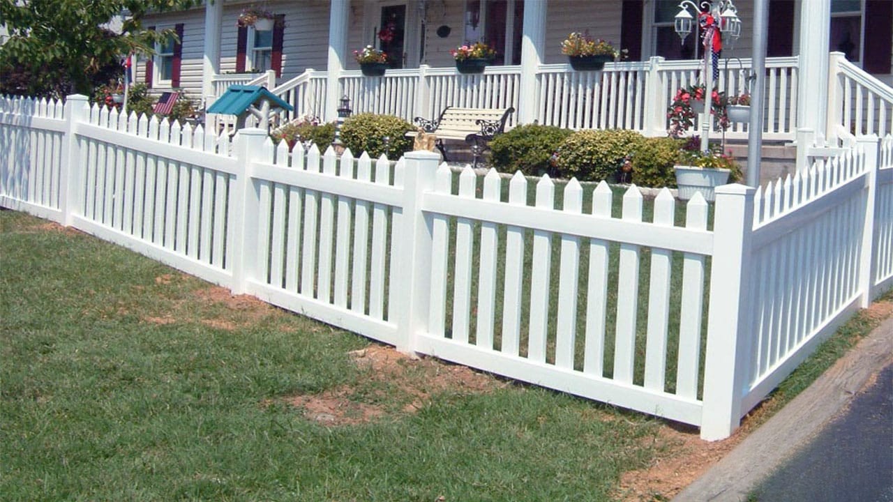 Cloverdale picket fence